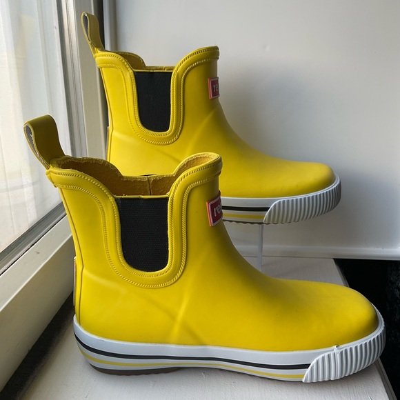 Reima | Yellow Rain Boots for Toddlers | Size 8 - Picture 3 of 10